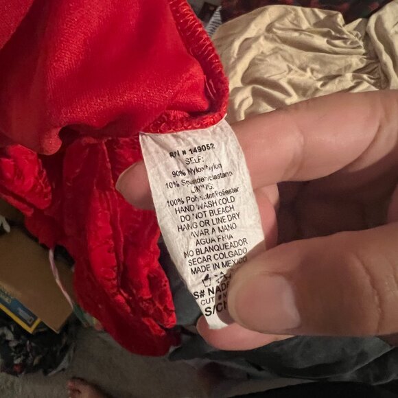 Fashion Nova red lace maxi dress small - Picture 14 of 14